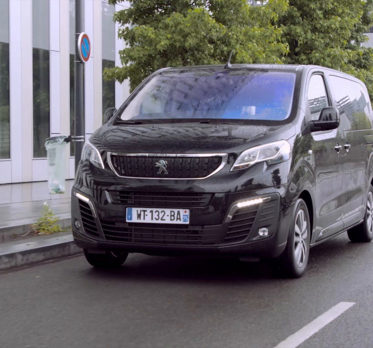 Facebook post by PEUGEOT