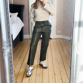 Outfit with stan smith shoes deals