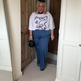 Instagram poster par yoursclothing