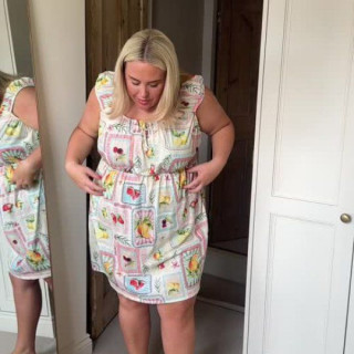 Instagram post by yoursclothing