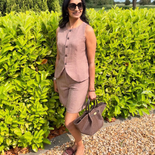 Instagram post by over40elegance