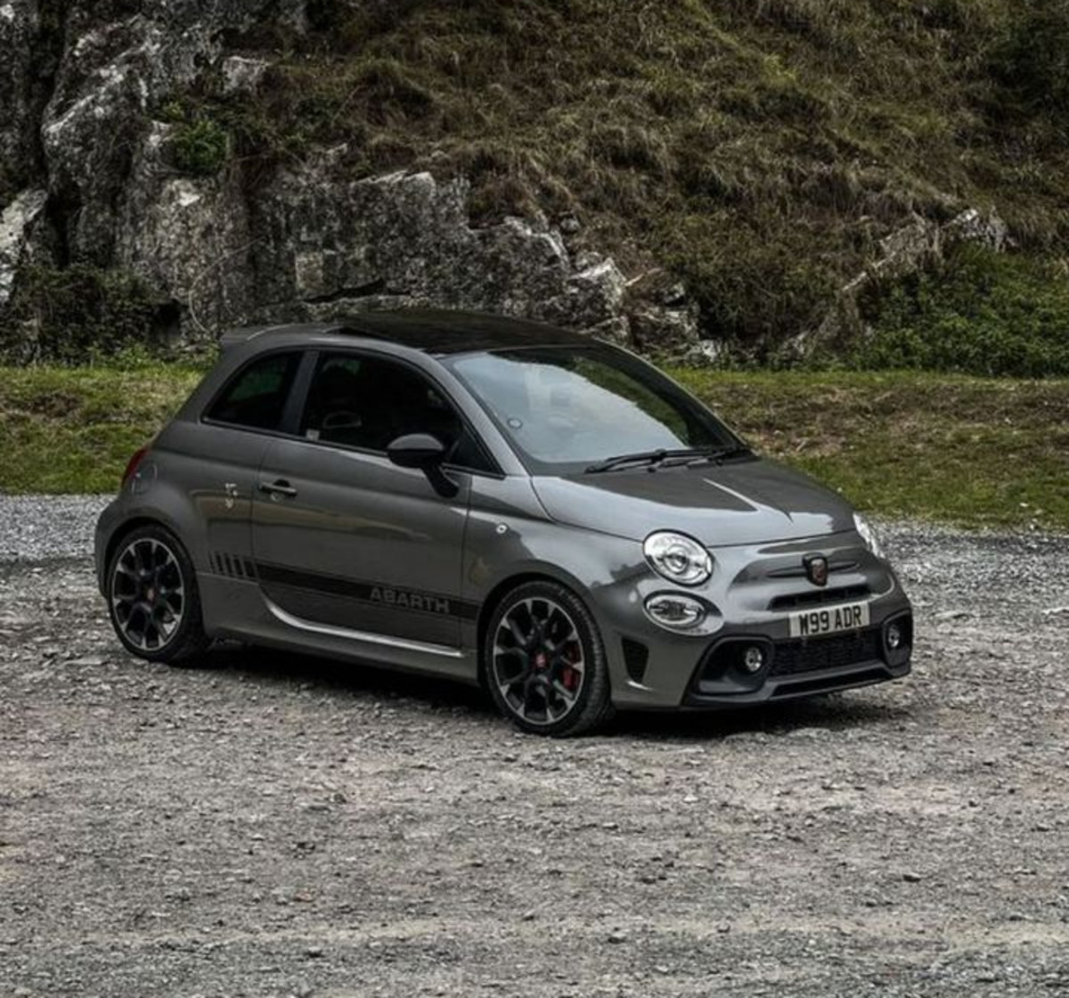 New Abarth 595 and Abarth 695 - Performance is a matter of choices.
