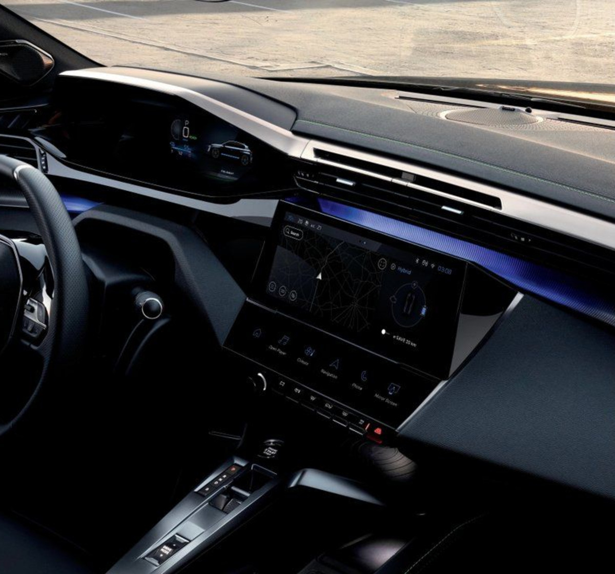 Twitter post by PEUGEOT UK