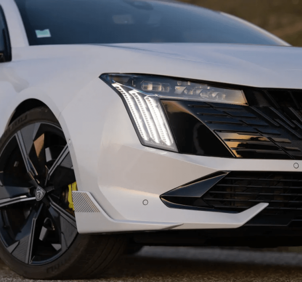 Review post by Auto Express