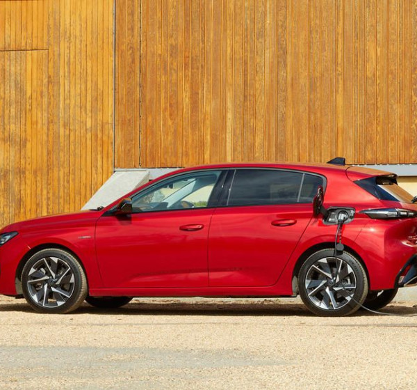 Review post by Autocar