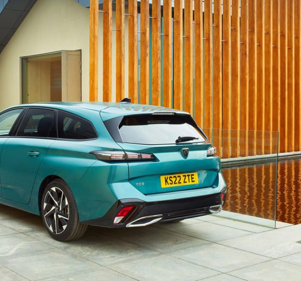 Review post by Autocar